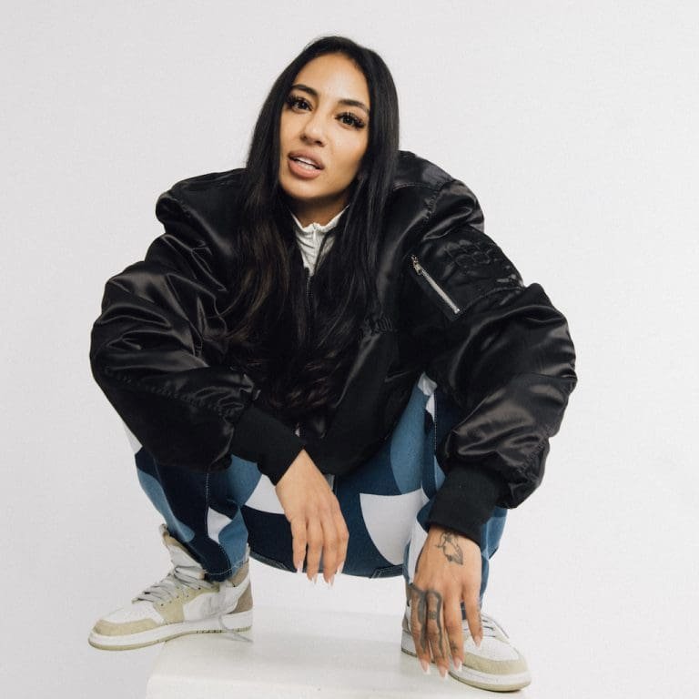 LIZ – Mona Liza (prod. FNSHRS)