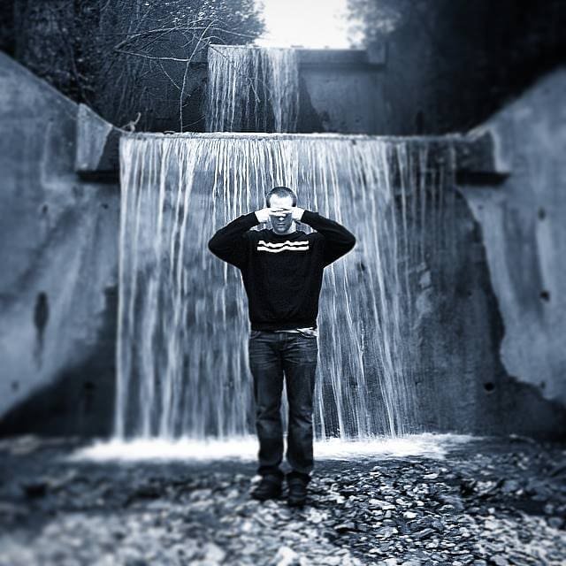 Kesh – Überlebt (Newcomer)