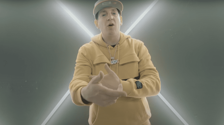 Money Boy – Pounds (prod. CamGotHits)