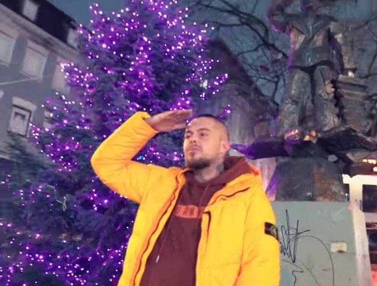 AchtVier feat. MC Bomber – Runde um Pudding (Prod. ZMY DaBeat) [Video]