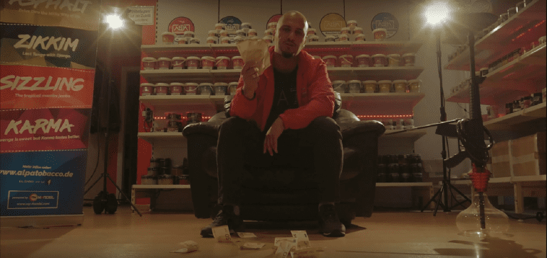 Alpa Gun – Hassan Arbeit (prod. Frank One & Haze Blaze) [Video]