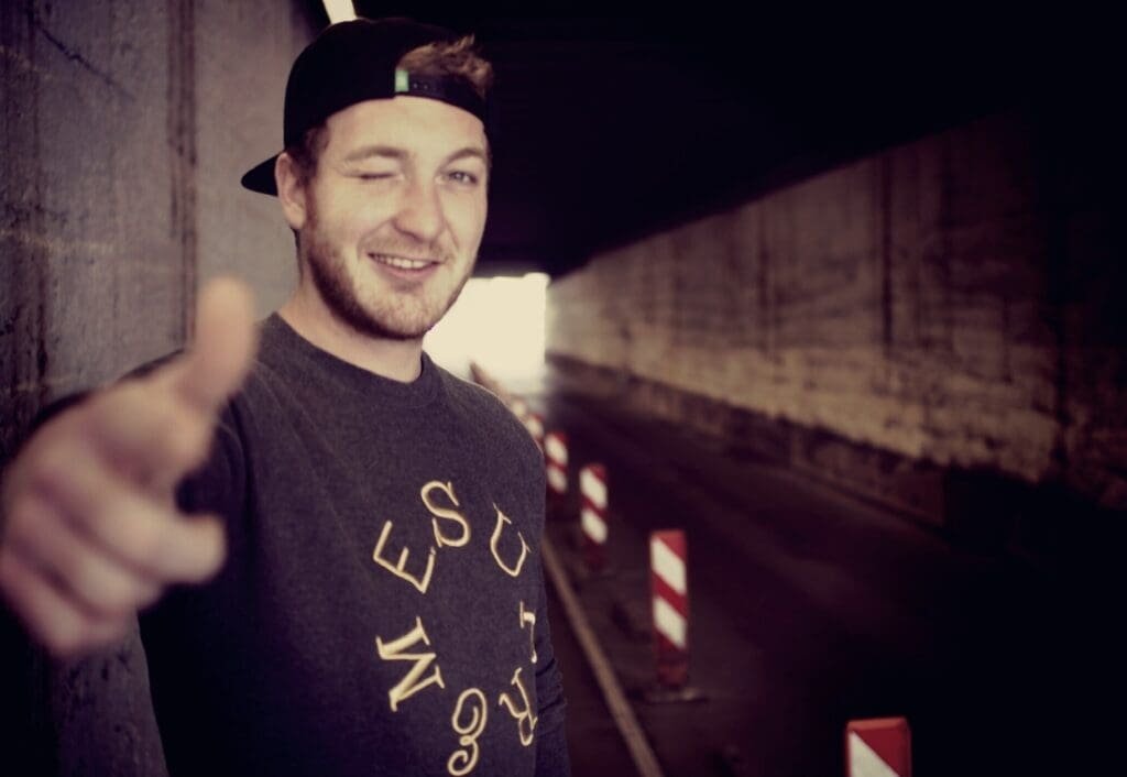 Bizzy Bernhard – Sag euch nur (Newcomer)