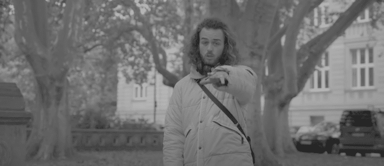 9inebro feat. Longus Mongus – Zu verklatscht (prod. Snice1)