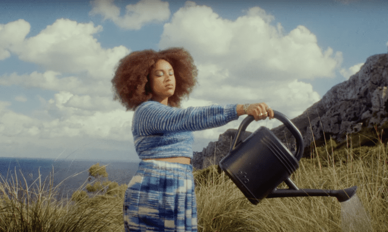 Rola – Komm näher (prod. goldenair)