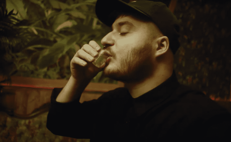 YRRRE feat. Maeckes & Christopher Annen – Dilemma (prod. Cap Kendricks & YRRE)