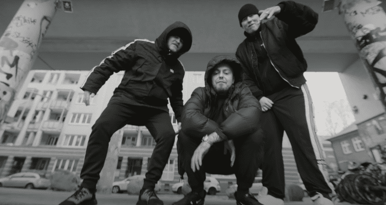 AchtVier x Nullzweizwei – Mepceдec (prod. JMXJ)