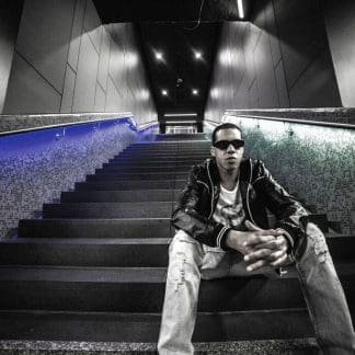 Born kündigt Album „Grautöne“ an