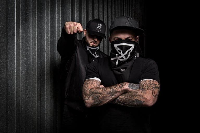 Gewinne Tickets für die Releaseshow zu „Blackout 2“ von Chakuza und Bizzy Montana