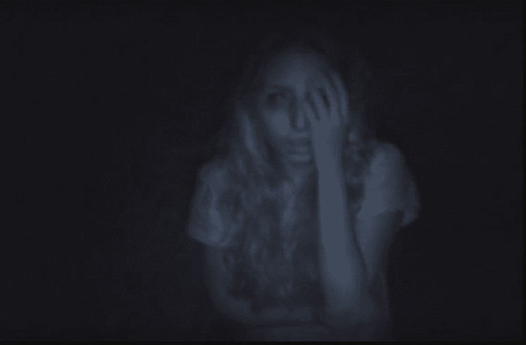 Crystal F – Dunkelheit (prod. Chazer one)