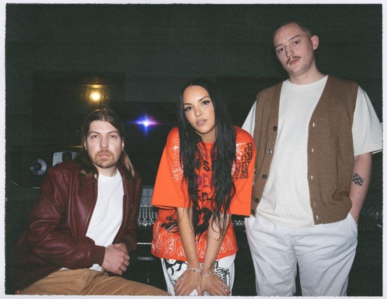 Juju feat. Chapo102 & Philipp Poisel – Erkläre mir die Liebe (prod. Krutsch)