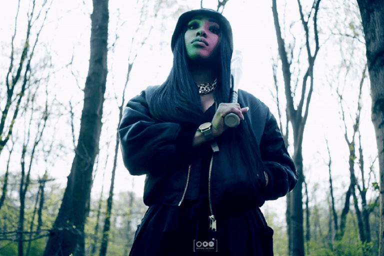 Eunique veröffentlicht mehrere Freestyles [Videos]
