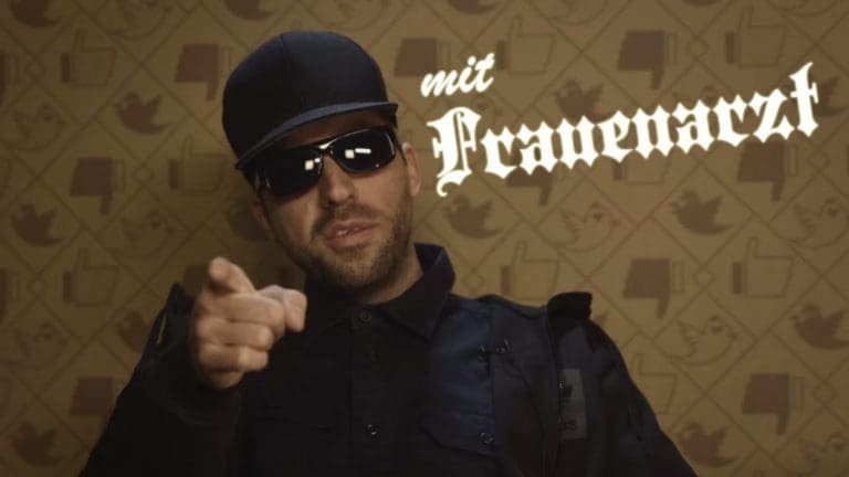 Frauenarzt bei Disslike [Video]