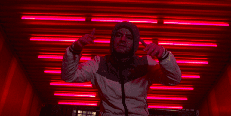 Izzma – Späti (prod. Lorenz & Urbach) [Video]