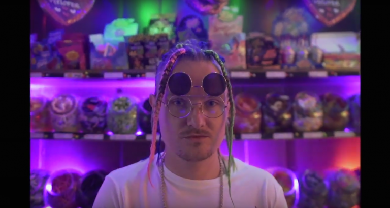 Kaas – Gift [Video]