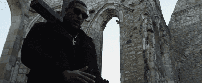 Laruzo – Mama (prod. Maxe) [Video]