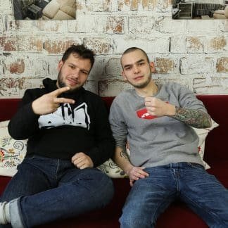 Brockenexpedition und chill: MC Bomber und Skinny schauen fern