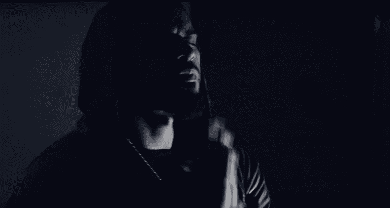 Massiv – Hassliebe (prod. Abaz) [Video]