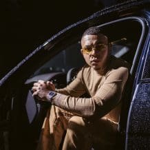 Luciano präsentiert seinen eigenen Fruchtsaft „Loco Juice”