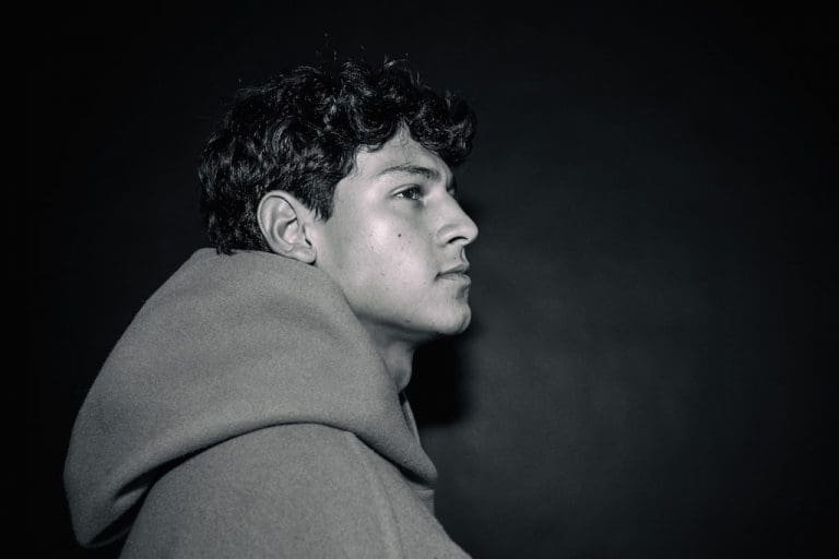 Emilio Sakraya spielt Xatar im neuen Film von Fatih Akin