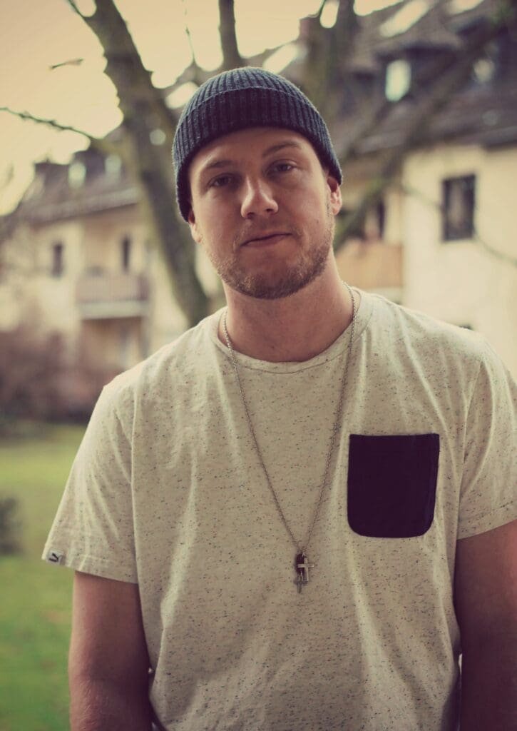 Sparky – König der Verlierer feat. Veedel Kaztro & Tatwaffe (Newcomer)