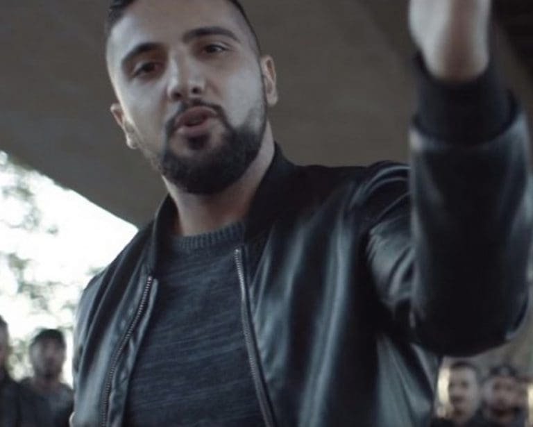 Ajé – Augen und Ohren (Prod. SVRN) [Video]