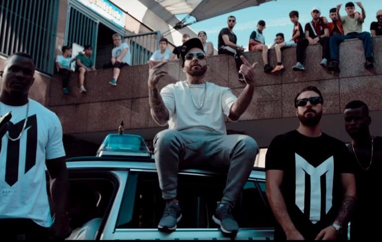 Azad – In der Hood (prod. Aribeatz & Dennis Kör) [Video]
