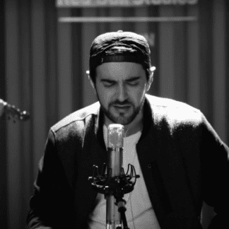 Chefket kündigt Akustik EP „Drei“ für Freitag an