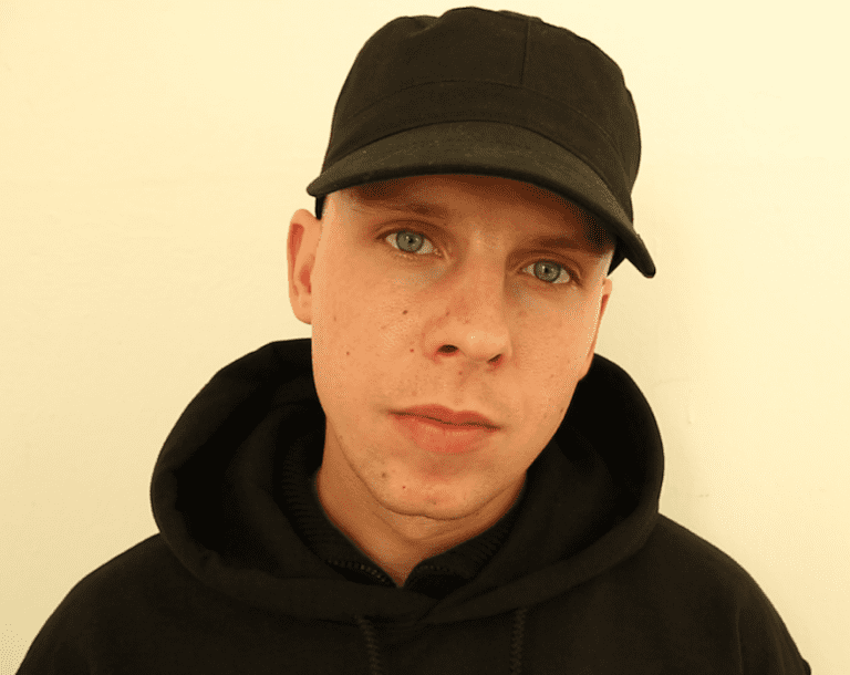 Cr7z kündigt „Seraph7m“ EP für November an