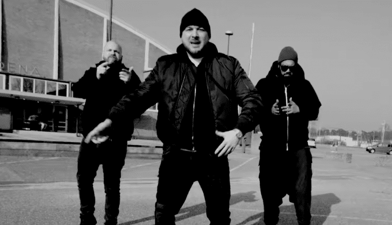 Curse feat. Samy Deluxe & Kool Savas – Manuskript (prod. Hitnapperz) [Video]