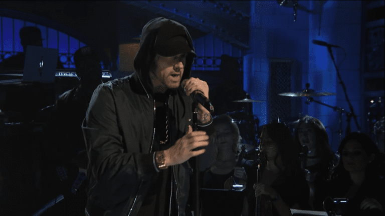 Eminem gibt das Releasedate von „Revival“ bekannt