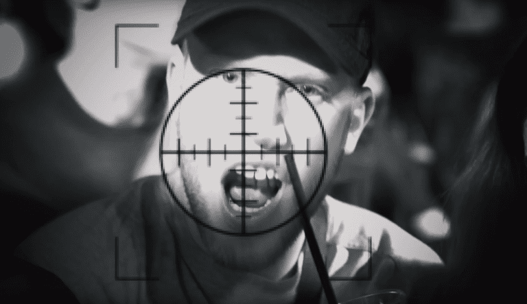 Frauenarzt & Taktlo$$ – Jemand muss es tun (prod. Hell Yes)
