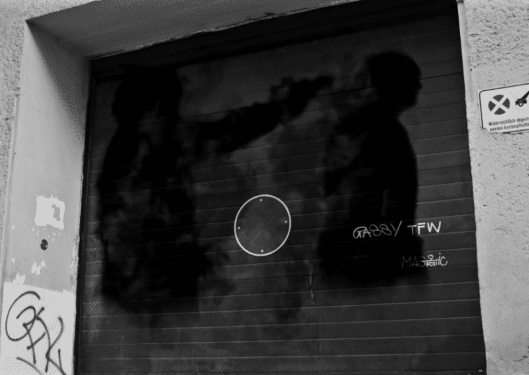 Kontra K feat. BTNG & AK Ausserkontrolle – Gift (prod. Sonus) [Video]