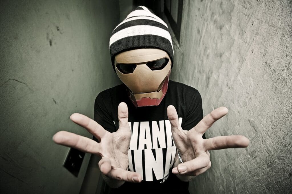 Lance Butters bei Disslike (Video)