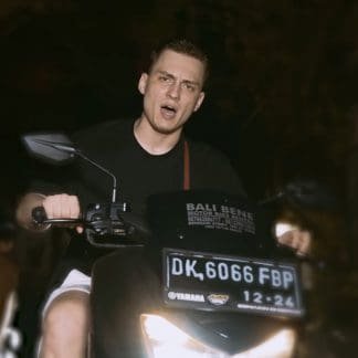 Ngee – Dis Is Fastlife (prod. Heku)