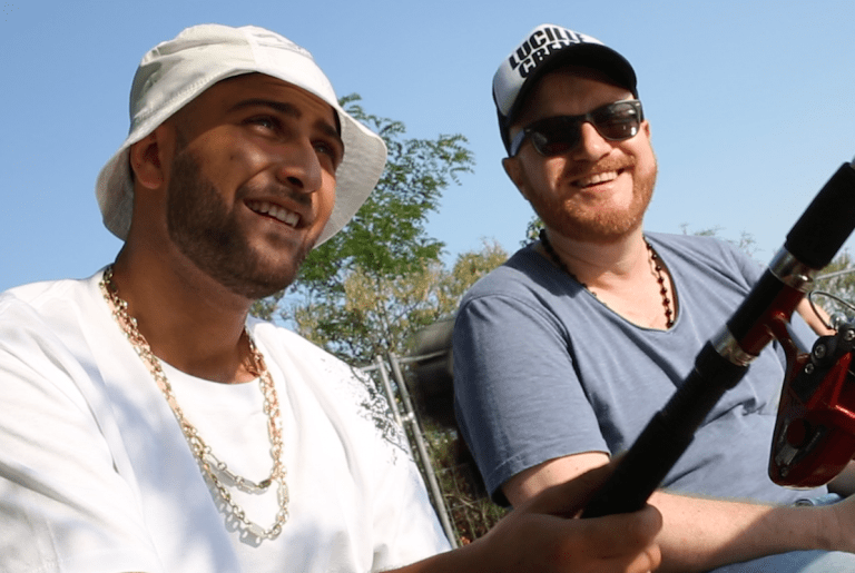 Mit Nimo beim Angeln: „Ich bin Künstler, nicht Rapper“ [Video]