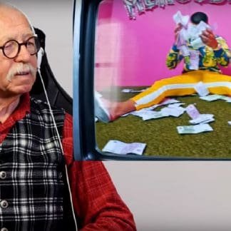 Schöne Kleidung und gesundes Essen: Opa schaut Musik – Eno