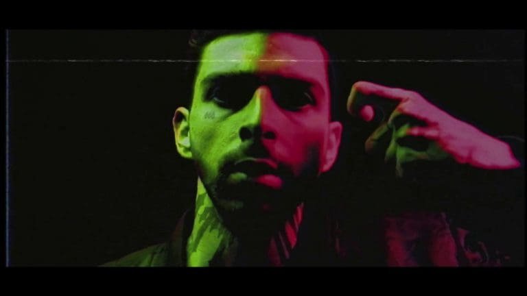 Punch Arogunz rechnet in seinen „100 Bars“ ab [Video]