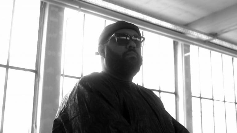 Roger Rekless – Wie Black (prod. Roger Rekless)