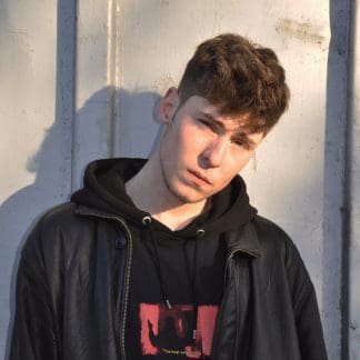 Sam James im Interview: Über Realness, Kopfchaos & Anders sein