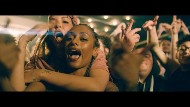 SXTN – Von Party zu Party [Video]