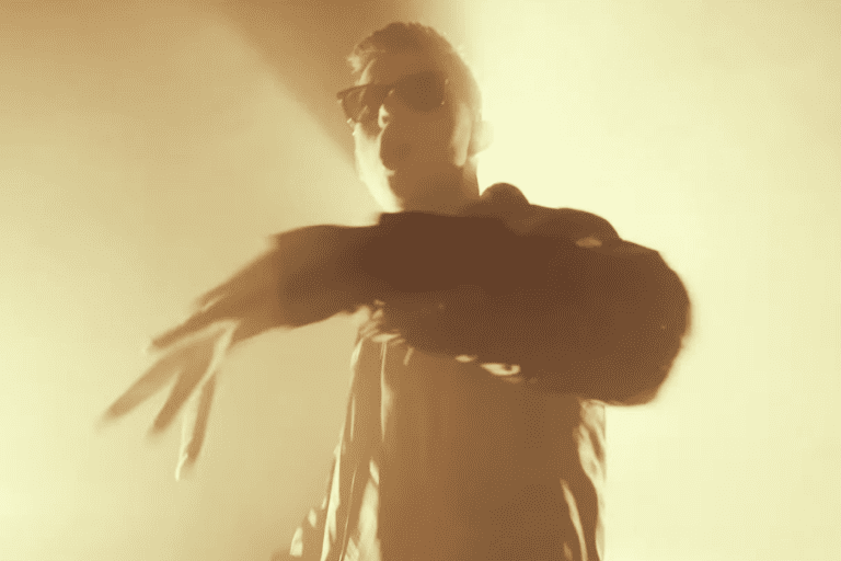 Tighty feat. Takt32 – Na?! (prod. Ashot Beatz) [Video]