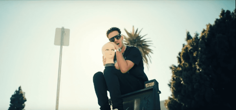 Ufo361 – Tiffany (prod. AT Beatz) [Video]