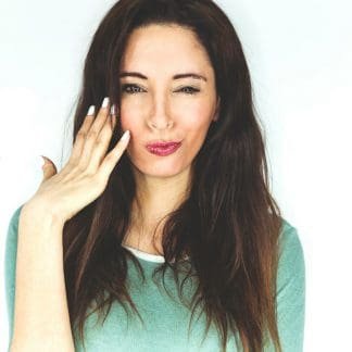 Schauspielerin interpretiert Deutschrap-Songs: Teil 2 mit Curse