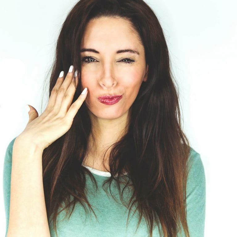 Schauspielerin interpretiert Deutschrap-Songs: Teil 2 mit Curse