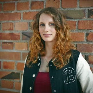 Lina Burghausen im Interview über 365 Female* MCs, das Label 365XX & Sexismus in der Szene